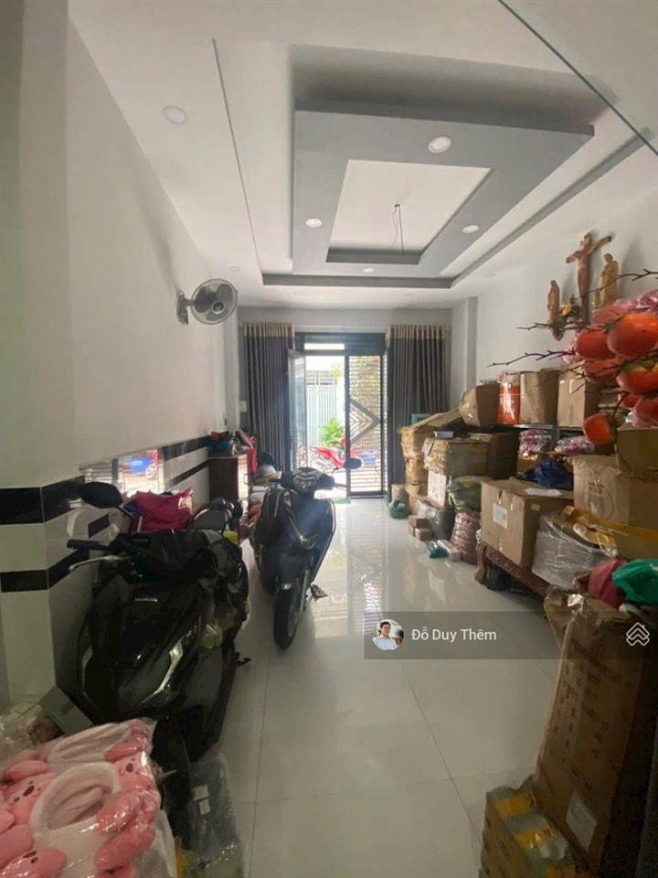 Nhà tô ký, q12, phần mềm quang trung, 130m2, ngang 6m, sổ vuông gần nhiều trường đh, hơn 5tỷ tl chủ