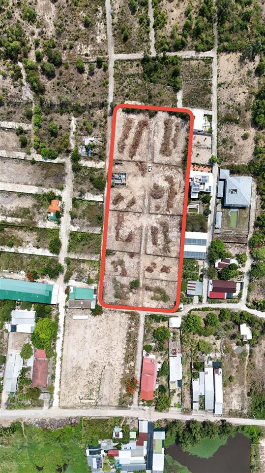 Cho thuê 8888m2 sẵn 5186m2 thổ cư rộng 60m khu vực thái khang phước đồng