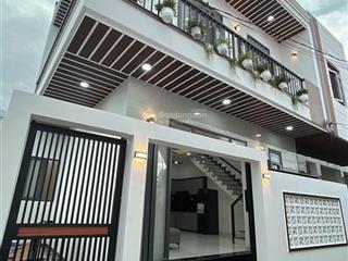 Bán nhanh nhà đẹp 130m2 tại diên điền full nội thất