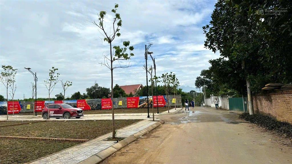 Cần bán đất nền trung tâm hòa lạc