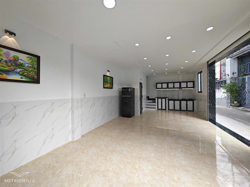 Bán căn góc nhà mới 2 tầng đường ô tô hương lộ ngọc hiệp