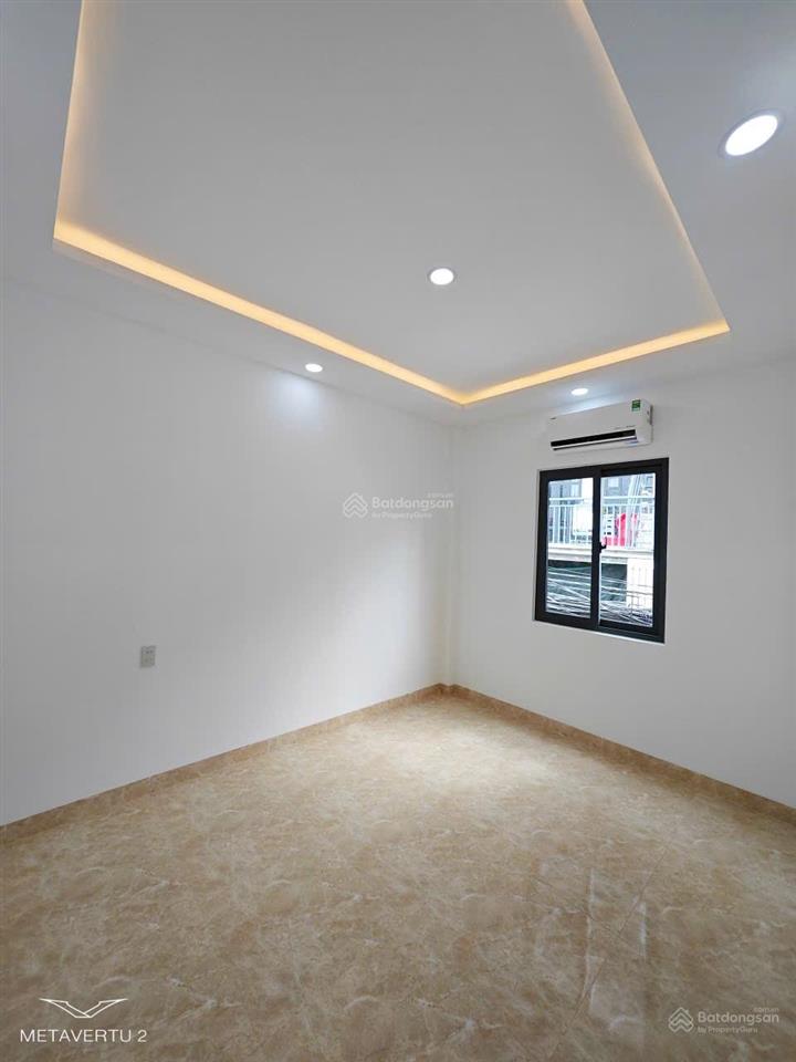 Bán căn góc nhà mới 2 tầng đường ô tô hương lộ ngọc hiệp