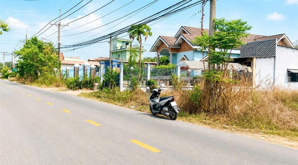 Bán đất mt đỗ đăng tuyển  xã nhuận đức, 15x72=1132 (nở hậu). có 964m thổ cư