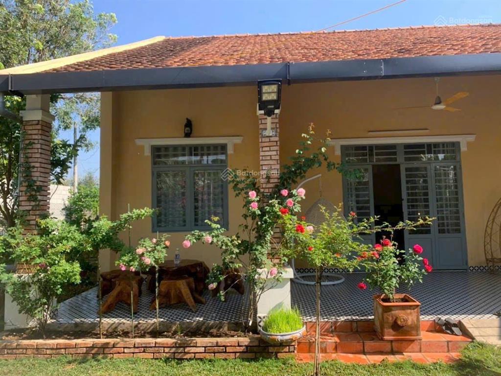 Chủ cần bán nhà vườn nghỉ dưỡng, xã thái mỹ, củ chi dt 24x26(588m2) có 300 thổ