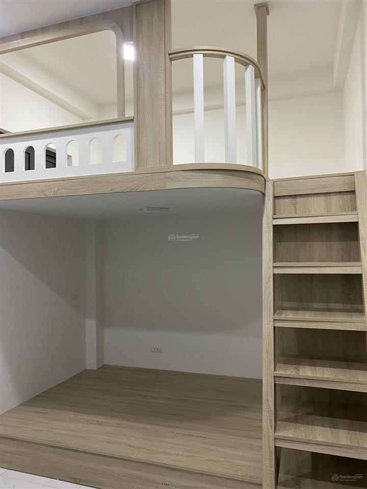 Chính chủ gửi bán tòa cc mini tại phố phùng khoang, dt 68m2 x 7 tầng, giá 13,9 tỷ có thương lượng