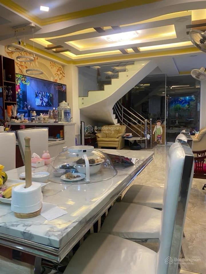 Bán căn nhà đôi khu dân cư bình hưng, kế bến xe quận 8