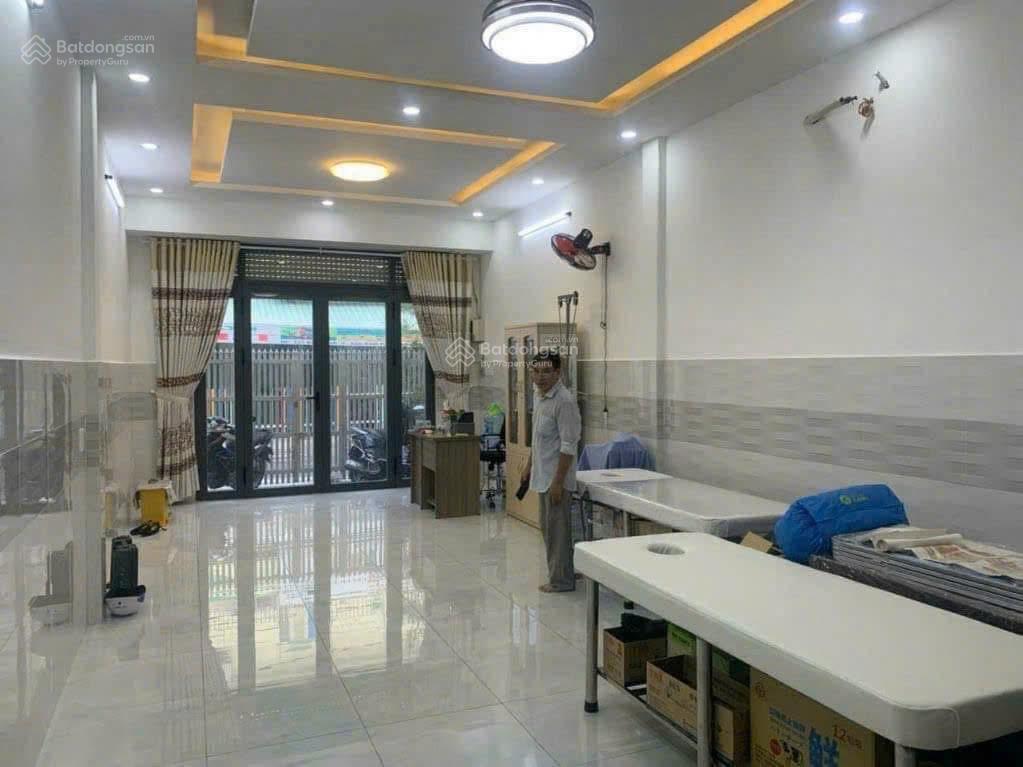 Bán căn góc 2 mặt tiền khu dân cư bình hưng, kế bến xe quận 8.