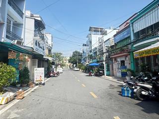 Bán lô đất mặt tiền đường bùi minh trực. êm.