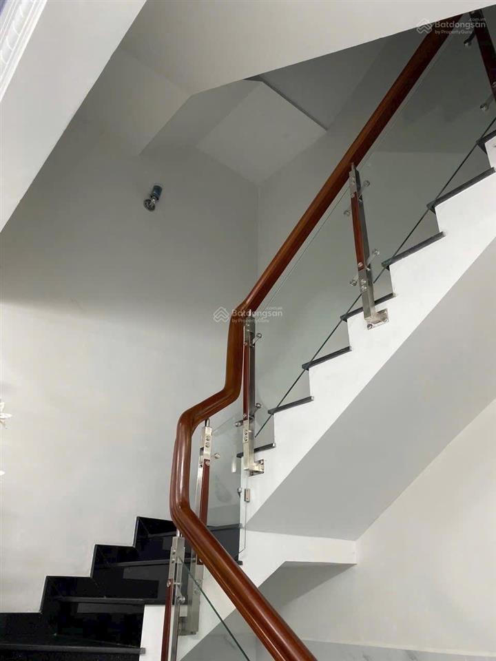 Bán căn nhà siêu đẹp khu dân cư bình hưng, kế bến xe quận 8