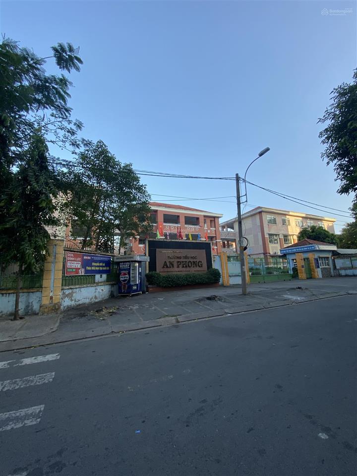 Bán căn nhà siêu đẹp, kế trường tiểu học an phong