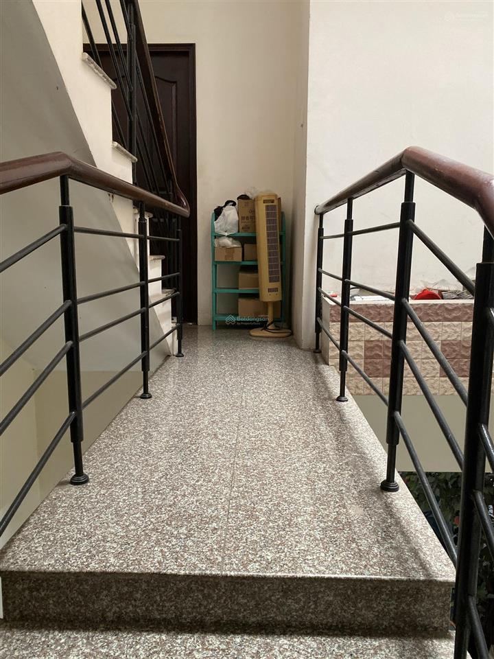 Bán căn nhà chính chủ chưa qua đầu tư, kế bến xe quận 8.