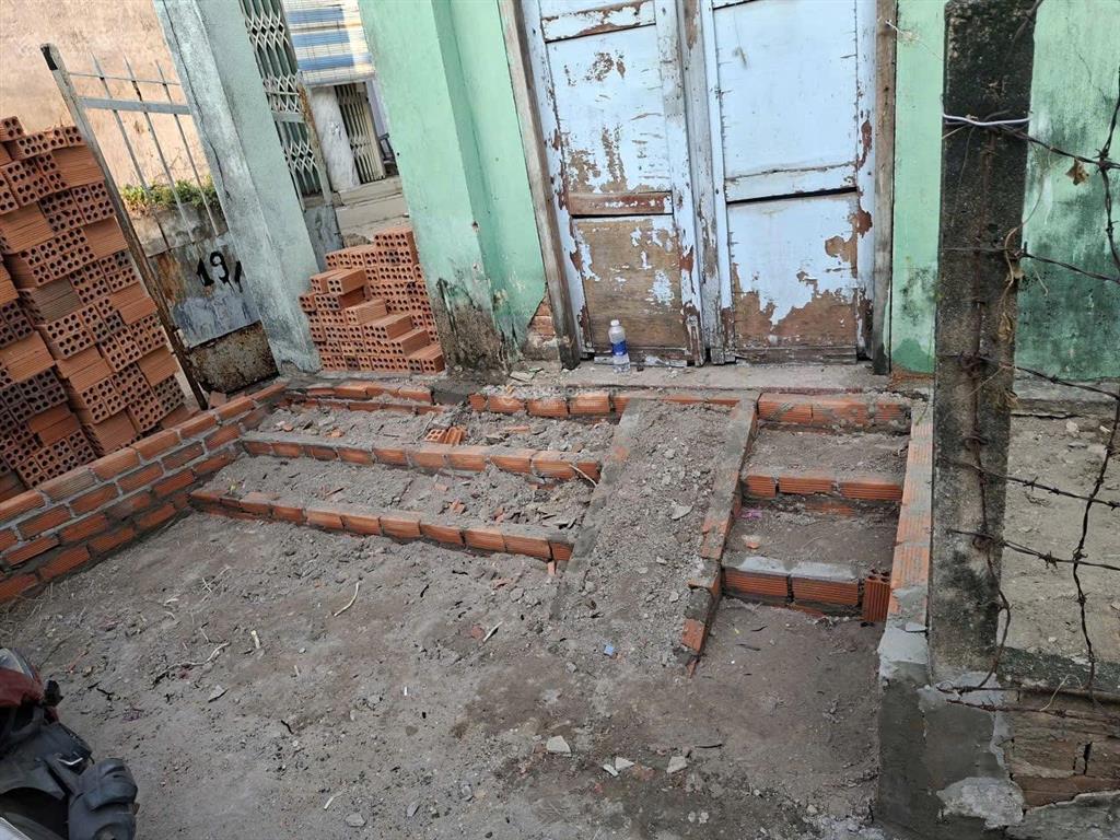 Bán lô đất kế chợ thủ đức. nhà chưa qua đầu tư