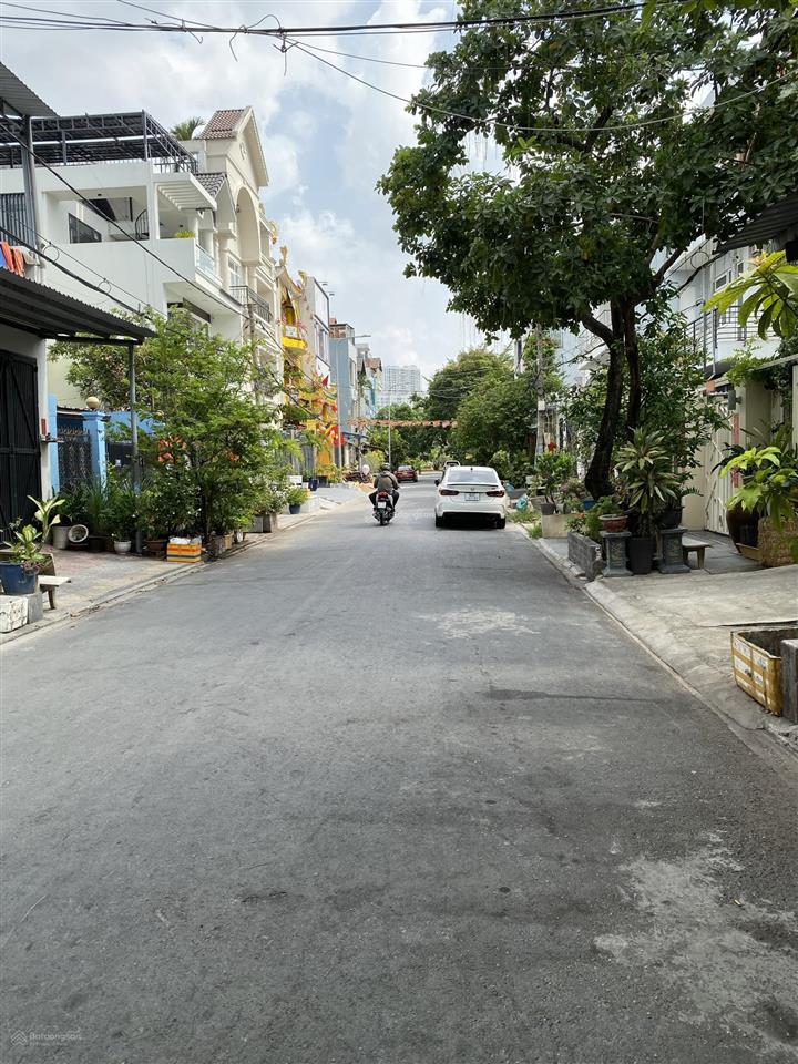 Bán căn nhà khu dân cư bình hưng, kế bến xe quận 8.
