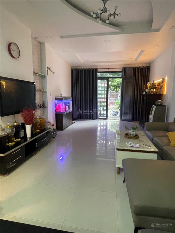 Bán nhà riêng tại bình hưng, 7,6 tỷ, 81m², 2pn, 2wc, chính chủ. kế bến xe quận 8
