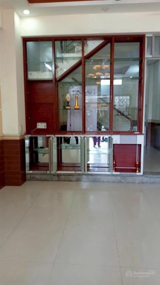 Bán nhà đẹp khu dân cư bình hưng. kế bến xe quận 8.