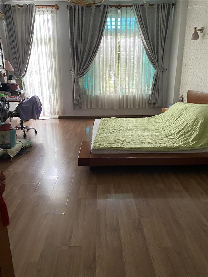 Bán căn nhà siêu phẩm khu dân cư phong phú 5. kế bến xe quận 8.