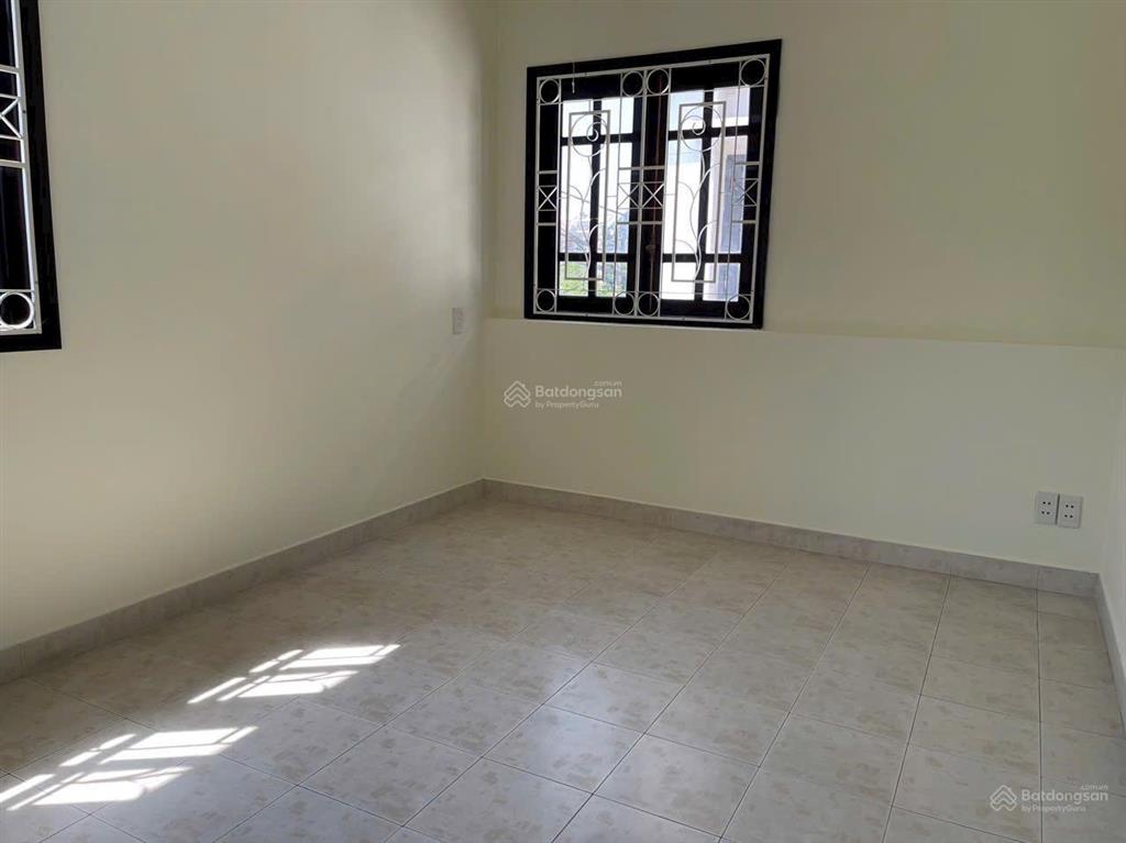 Bán căn nhà khu dân cư bình hưng, kế bến xe quận 8.