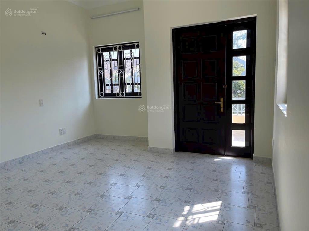 Bán căn nhà khu dân cư bình hưng, kế bến xe quận 8.