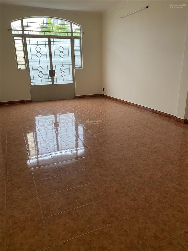 Bán căn nhà khu dân cư bình hưng. kế bến xe quận 8. nhà đẹp.