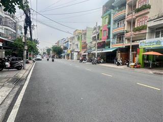Bán căn nhà mặt tiền đường chợ lớn. khu dân cư bình phú.