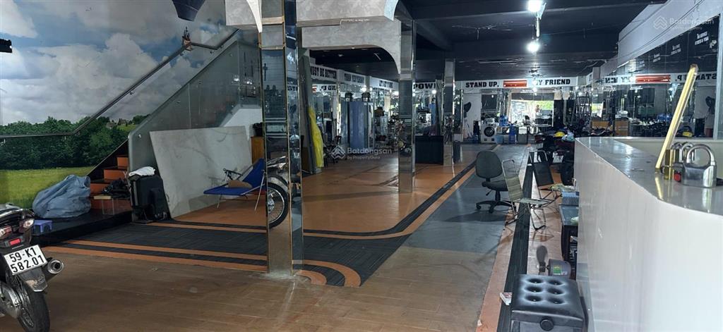 Bán nhà riêng tại minh phụng, 55 tỷ, 240 m2, hàng hiếm đẹp, nhiều tiện ích