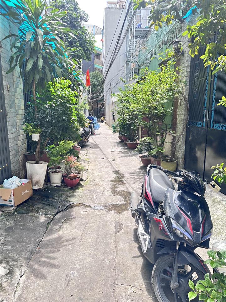 Bán nhà riêng, có phòng cho thuê