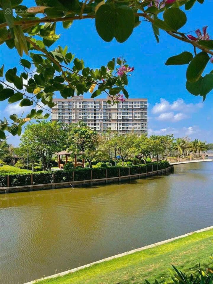 Cắt lỗ 150tr bán gấp căn 2pn  panorama mizuki park giá 3,8 tỷ/60m2, sổ sẵn hàng hiếm. 0906 651 ***