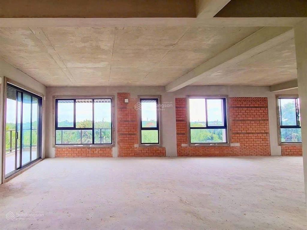 Phiên bản giới hạn, nhà phố liền kề 6x21m view kênh đào, riêng tư, mua trực tiếp nam long