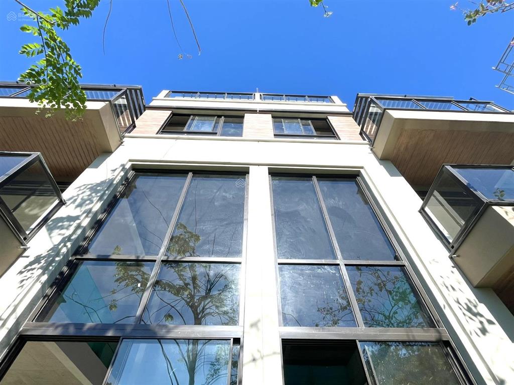 Phiên bản giới hạn, nhà phố liền kề 6x21m view kênh đào, riêng tư, mua trực tiếp nam long