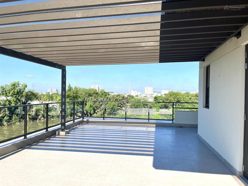 Phiên bản giới hạn, nhà phố liền kề 6x21m view kênh đào, riêng tư, mua trực tiếp nam long