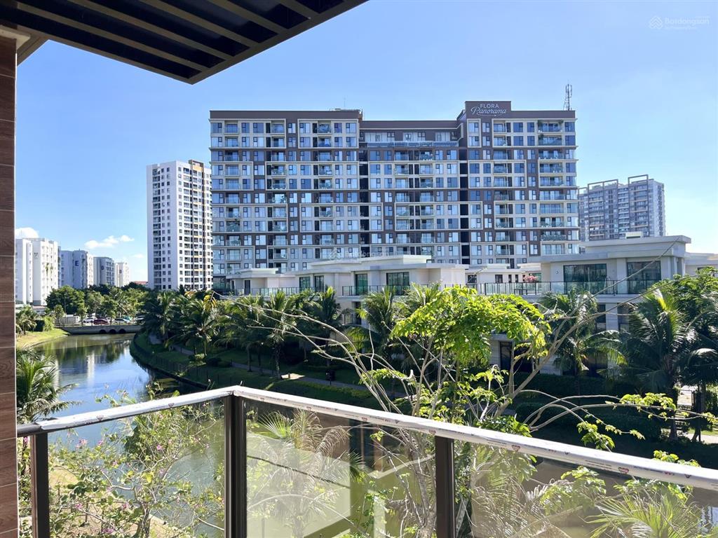Phiên bản giới hạn, nhà phố liền kề 6x21m view kênh đào, riêng tư, mua trực tiếp nam long