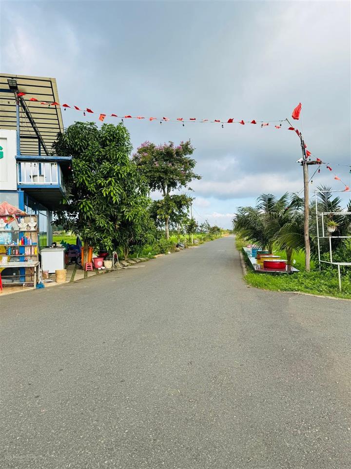 599triệu sở hữu ngay lô đất 500m2 ngay hồ bà thành, tuyến tránh quốc lộ 55. ngang 15m x 37m đất lúa