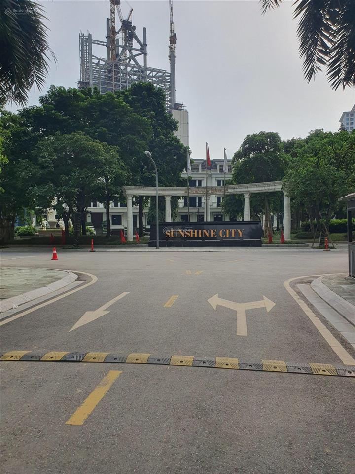 Bán biệt thự liền kề sunshine city ciputra, dt 150m2. giá 54 tỷ có thương lượng