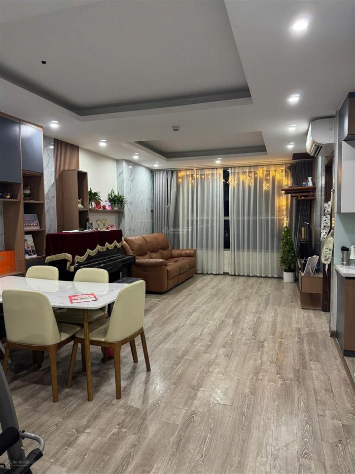 Gia đình cần bán căn hộ ia20 ciputra kđt nam thăng long, dt 92m2, full nội thất, sẵn sổ. giá 6.8 tỷ