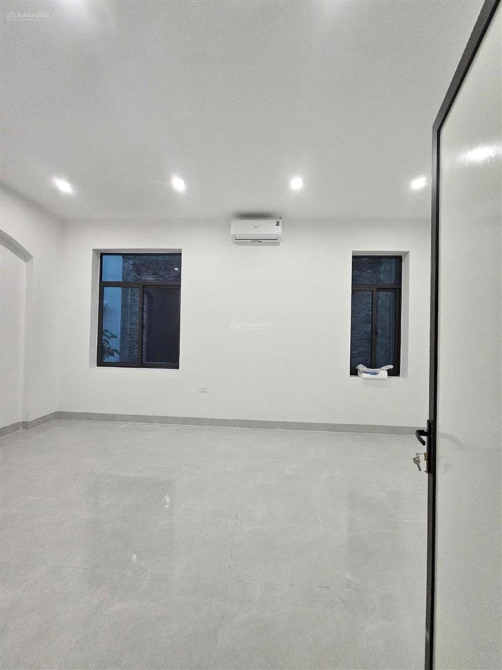Chính chủ cho thuê nhà khu a geleximco sát vin smart city.  0973 873 ***