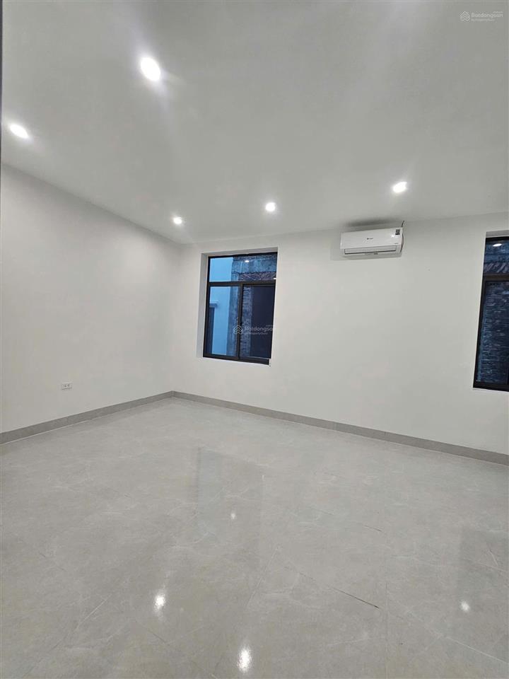 Chính chủ cho thuê nhà khu a geleximco sát vin smart city.  0973 873 ***