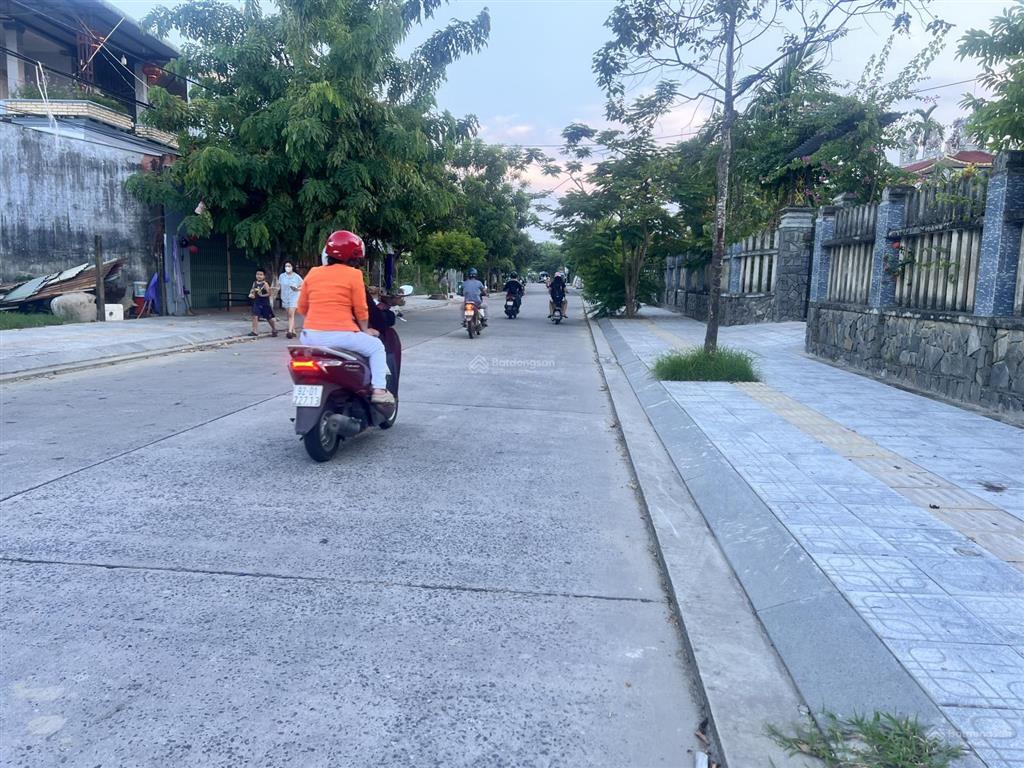 Gấp bán lô đất đường cao thắng nối dài phường điện bàn  tp đà nẵng  155m2  1.65 tỷ  0901 127 ***