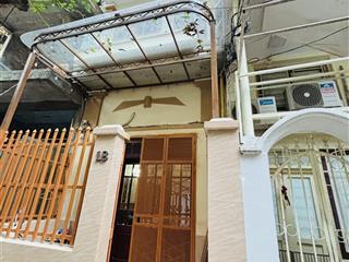 Bán nhà phố lò đúc, gần hoà mã, 50m2, 4 tầng, thoáng sáng, ngõ nông, kcbt, mt4,5m. sổ vuông nở hậu