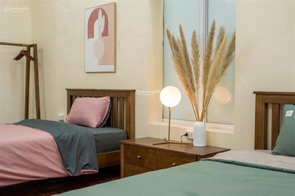 Bán căn hộ mặt phố lê phụng hiểu, tông đản  căn góc  100m2  cho thuê 20tr  sđcc  giá 7,3 tỷ