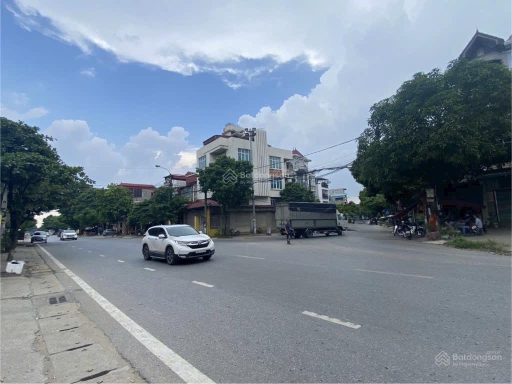 Bán đất tặng nhà mặt phố ql3 mai lâm