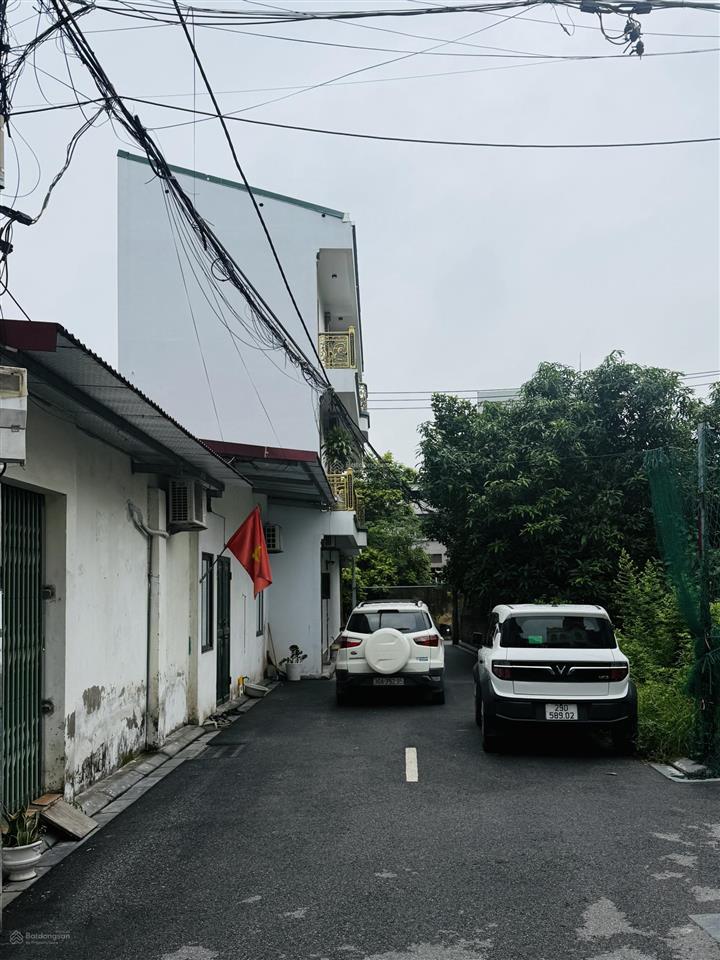 Bán lô đất nhỏ xinh đang có nhà cấp 4 cho thuê