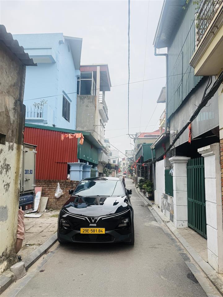 Cần bán gấp lô đất đẹp ô tô vào nhà