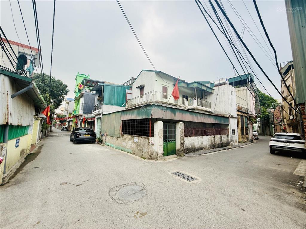 Chính chủ gửi bán lô đất trục chính kinh doanh ô tô tránh