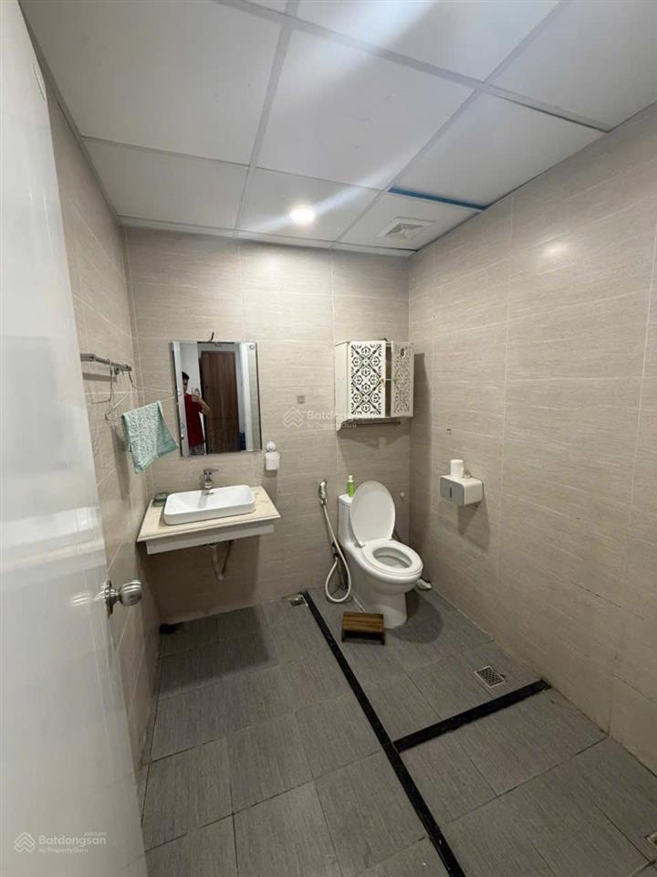 Em cần bán gấp căn hộ 58m2 2pn, 1wc full nội thất đẹp chung hateco apollo xuân phương giá 3,9 tỷ