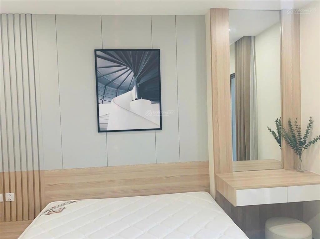 Chủ nhà cần bán gấp căn hộ 75,6m2 thiết kế 3 ngủ, 2wc chung cư 30t nam trung yên.  0394 321 ***