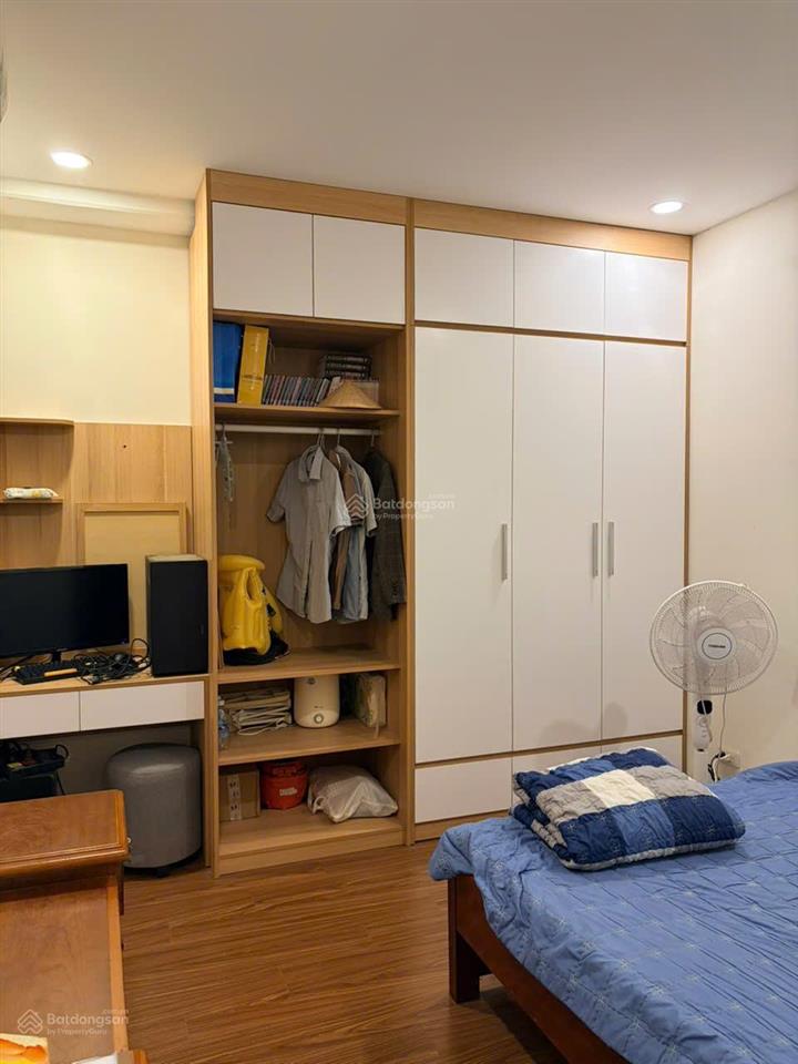 Chủ nhà gửi bán gấp căn hộ 95m2, 3 ngủ, 2wc nhà full nội đẹp tầng trung chung cư ecogreen city