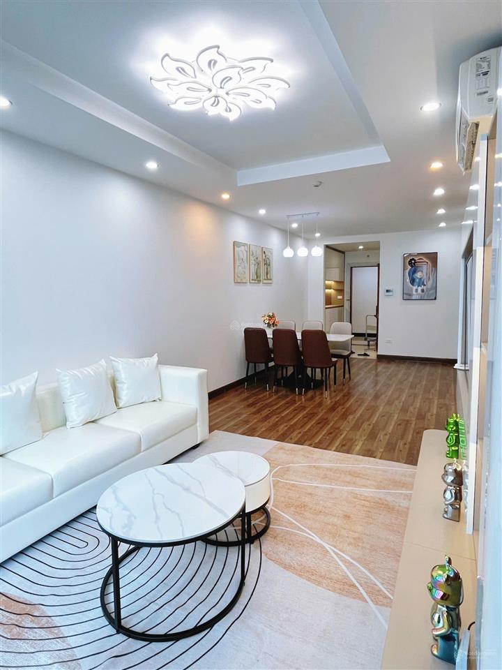 Chủ nhà nhờ bán gấp bên em căn hộ 95m2 thiết kế 3 ngủ full nội thất tại cc eco green city