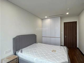 Chủ nhà chuyển đổi cần bán gấp căn hộ 69m2 thiết kế 2ngủ full nội thất chung cư bea sky