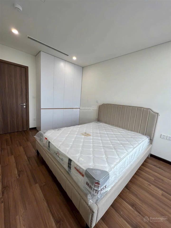 Chủ nhà chuyển đổi cần bán gấp căn hộ 69m2 thiết kế 2ngủ full nội thất chung cư bea sky