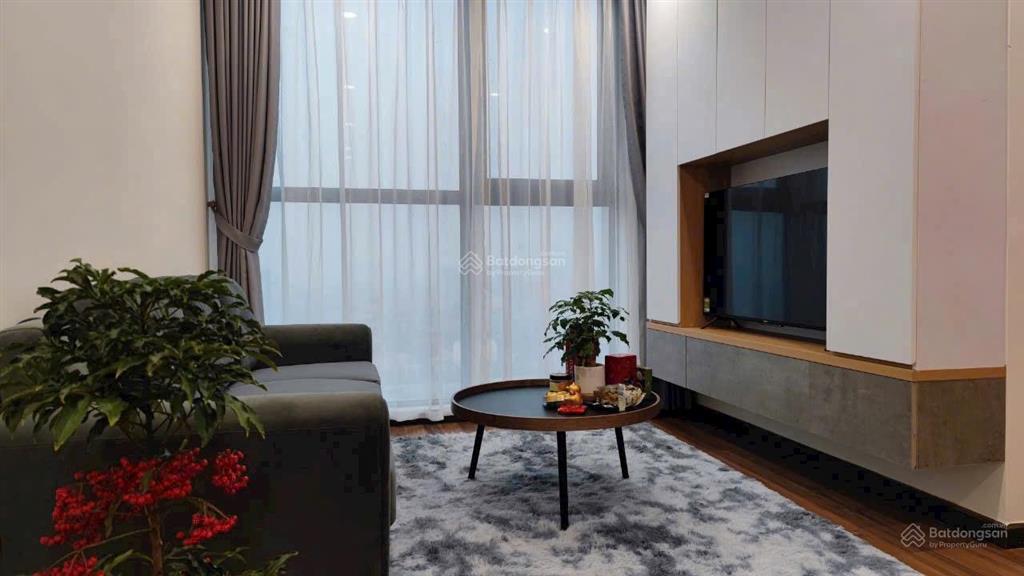 Chính chủ cần bán gấp căn hộ 79m2 thiết kế 3ngủ, 2 vệ sinh nhà nội thất full đẹp tại cc bea sky